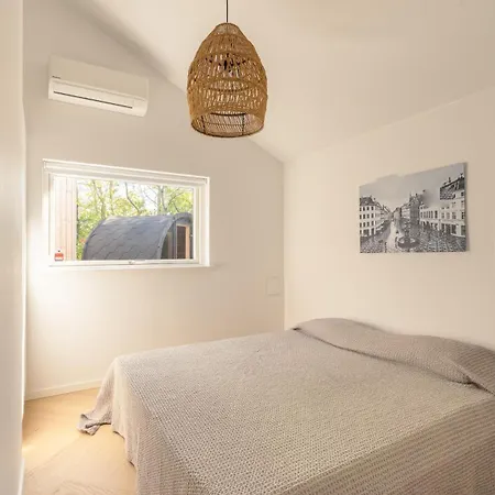 Luxury 4 Bed With Sauna *